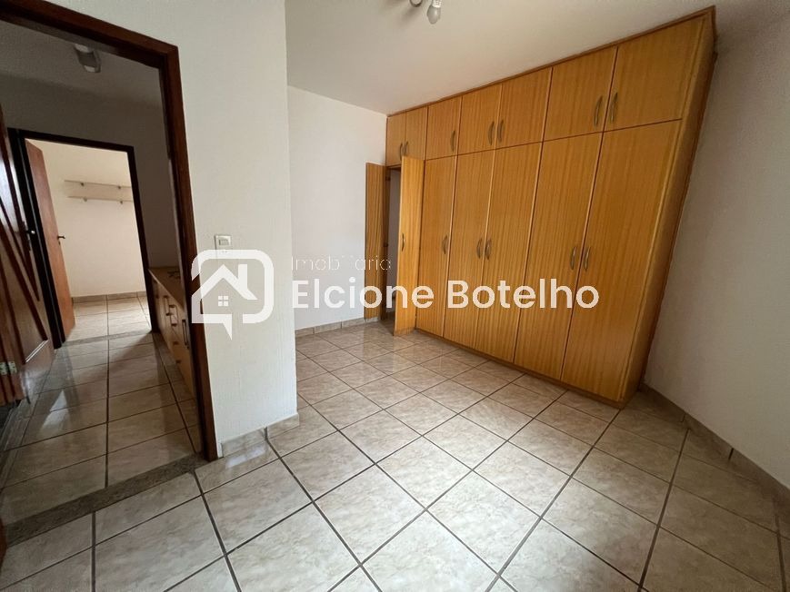 Casa para aluguel no JARDIM KARAIBA: 