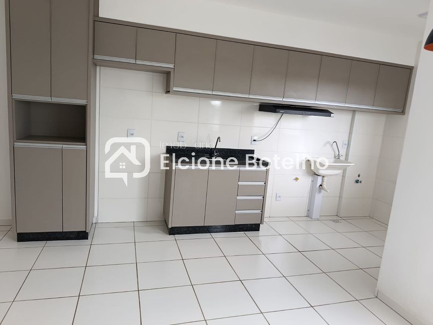 Apartamento para aluguel no Loteamento Luizote de Freitas IV: 