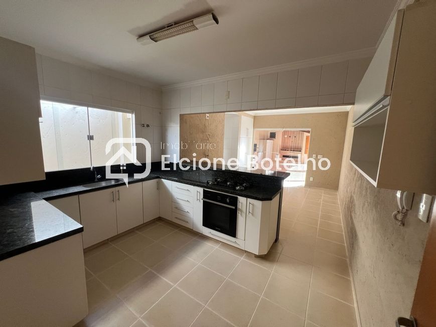 Casa para aluguel no JARDIM KARAIBA: 