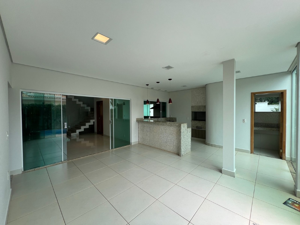 CASA DE CONDOMINIO para aluguel no NOVA UBERLANDIA: 