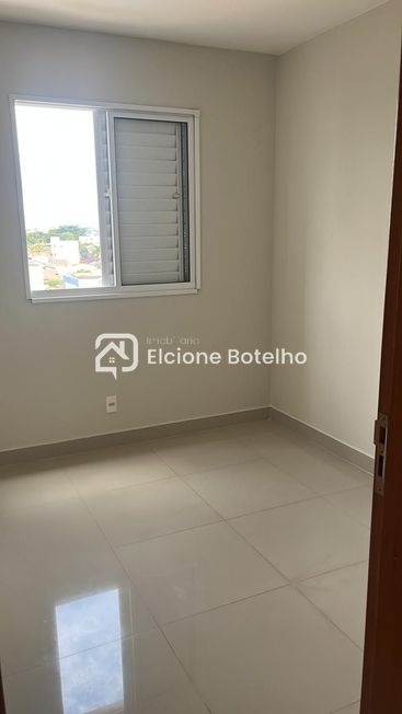 Apartamento para aluguel no UMUARAMA: 
