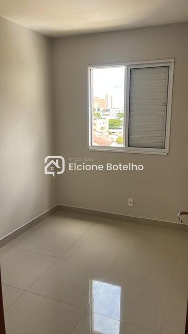 Apartamento para aluguel no UMUARAMA: 