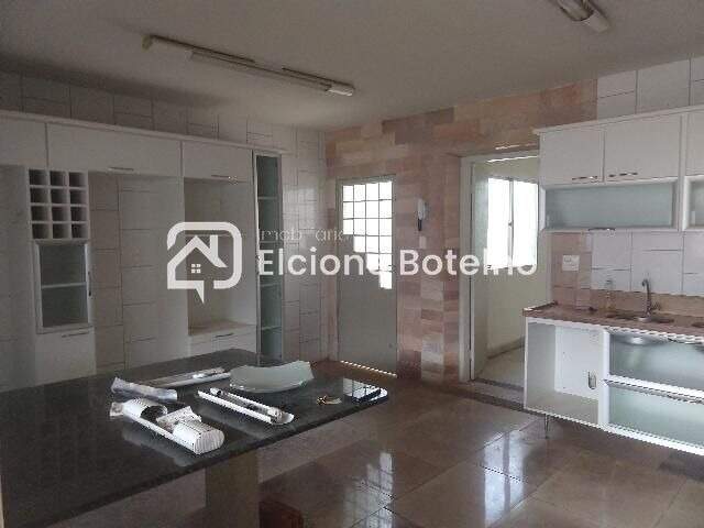 Casa Comercial para aluguel no BRASIL: 