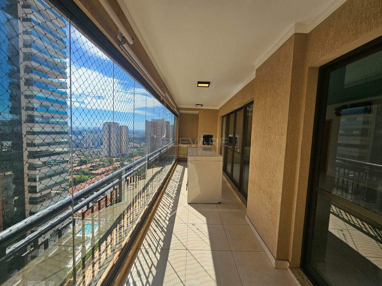 Apartamento para aluguel no Jardim Botânico: 