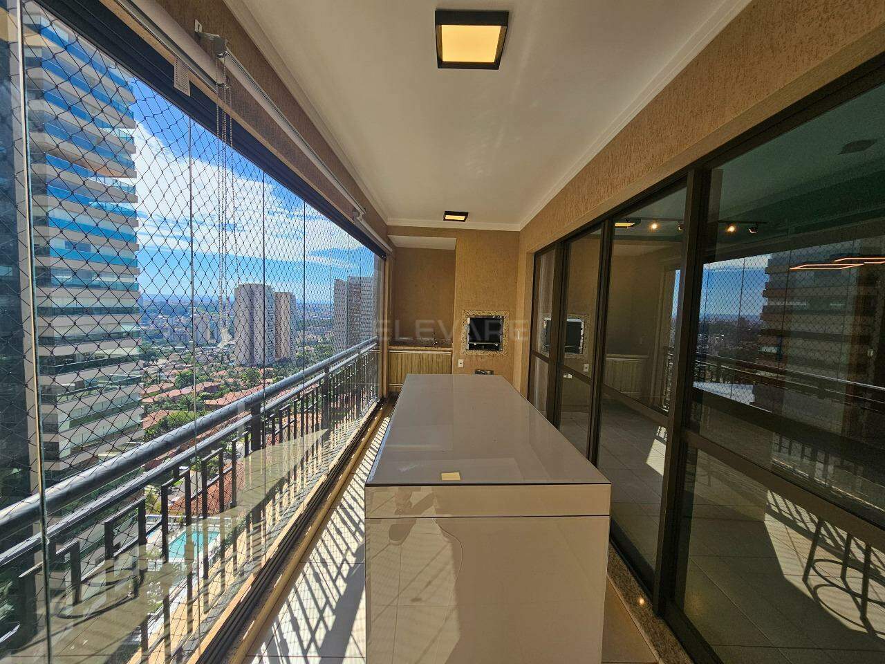 Apartamento para aluguel no Jardim Botânico: 