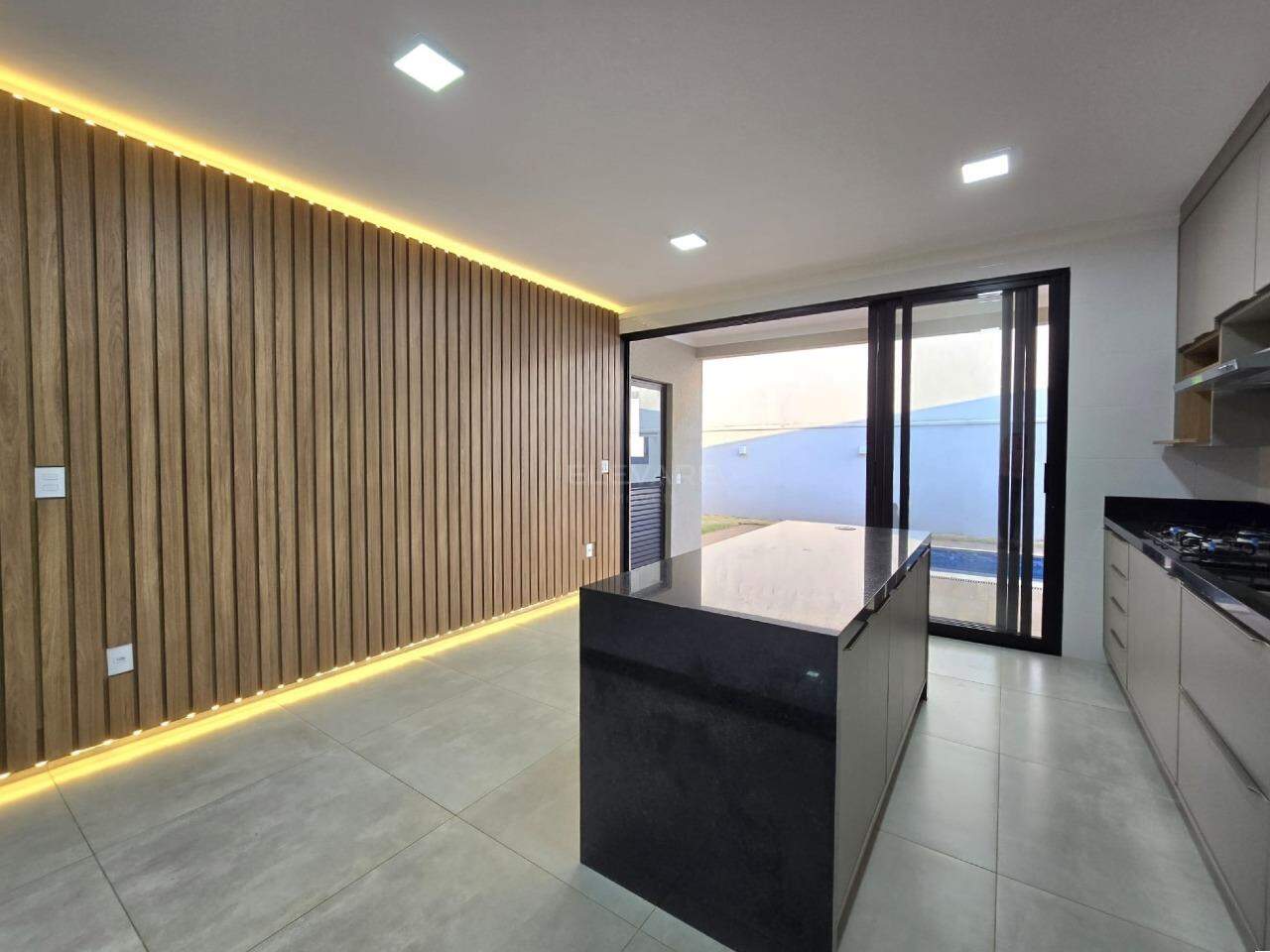 Casa em Condomínio à venda no Vila do Golfe: 