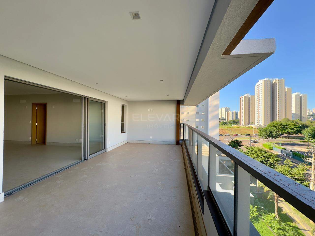 Apartamento à venda no Vila do Golfe: 