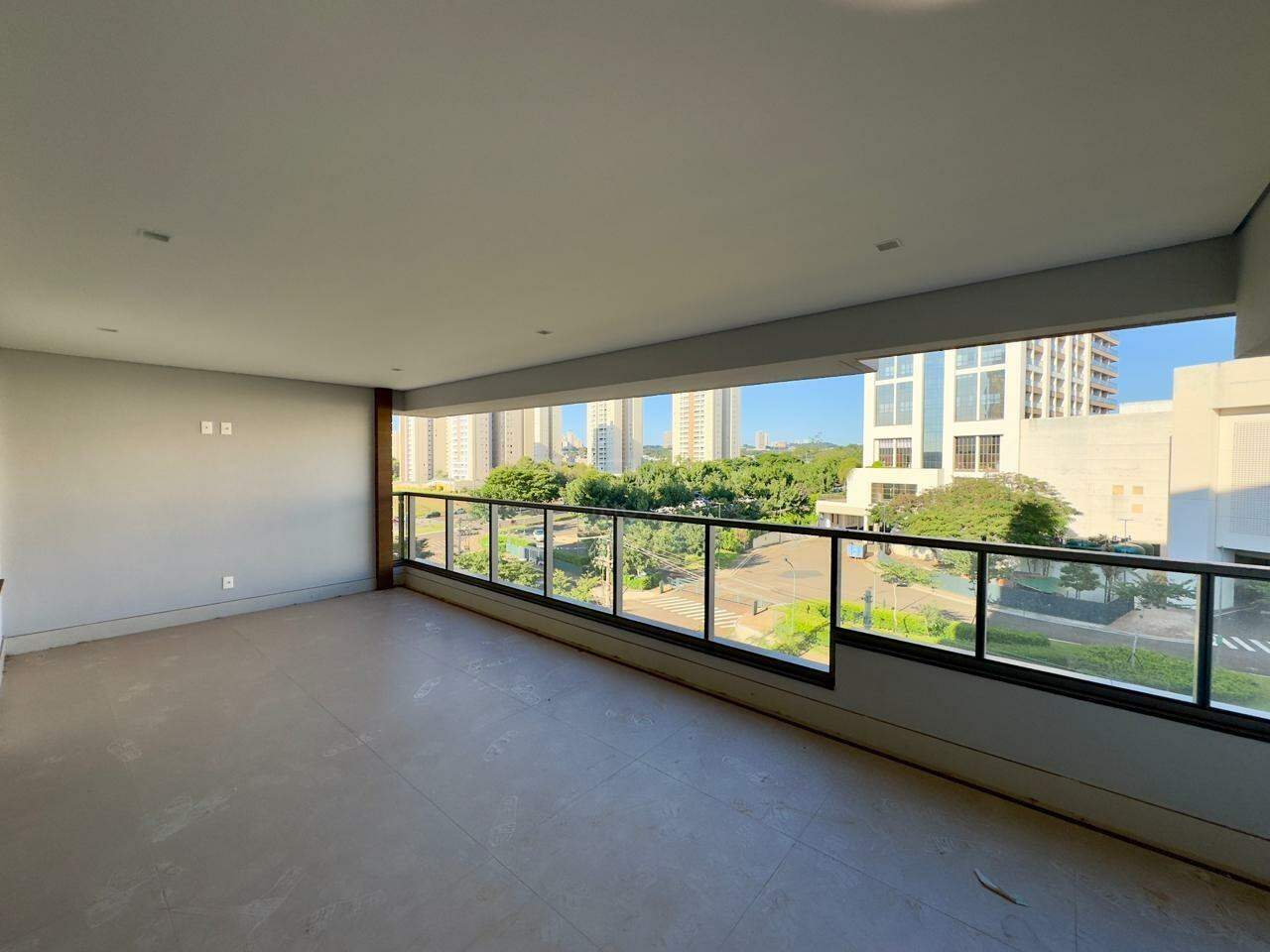 Apartamento à venda no Vila do Golfe: 