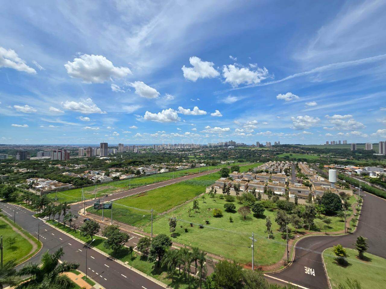 Apartamento à venda no Vila do Golfe: 