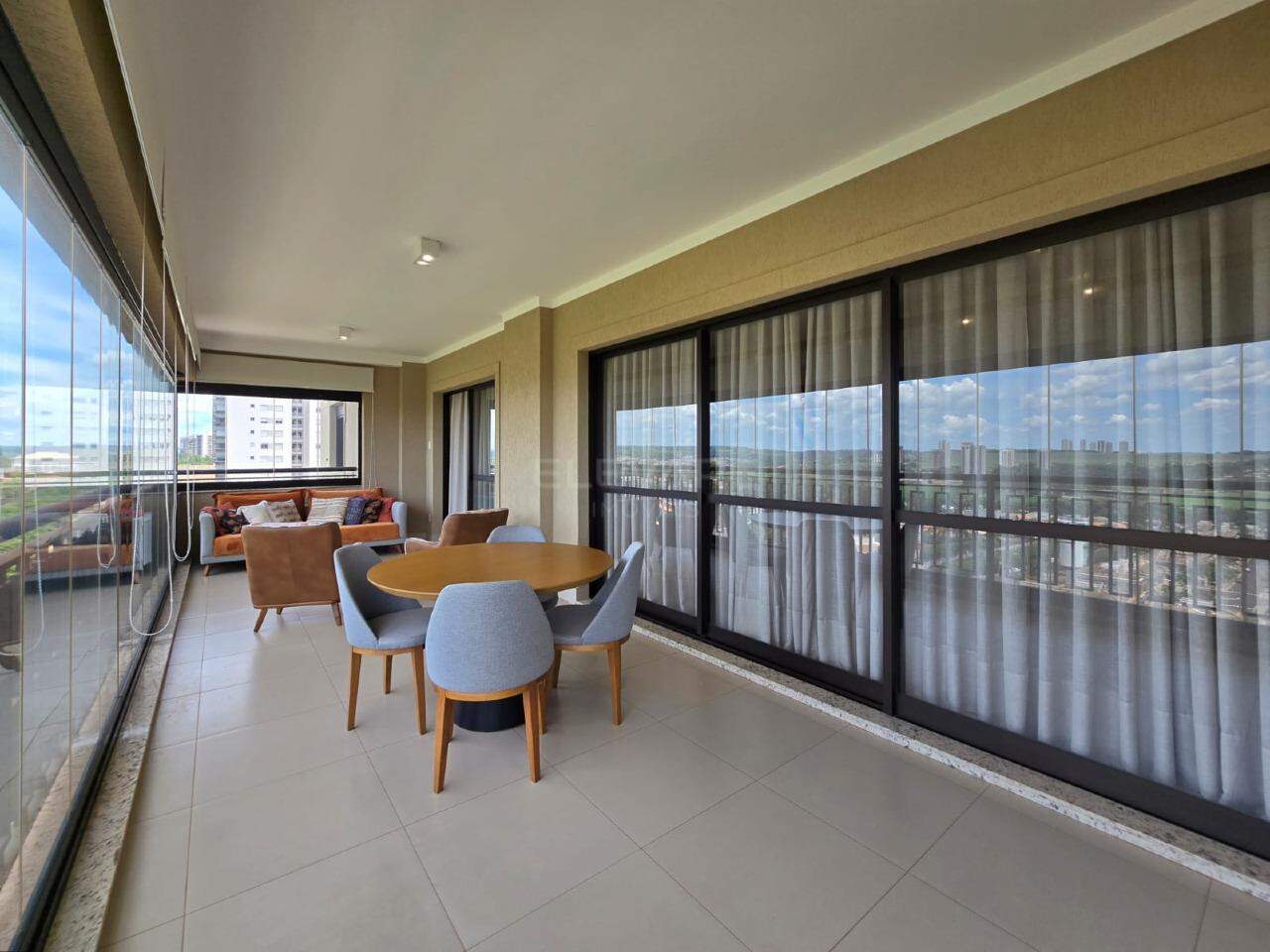 Apartamento à venda no Vila do Golfe: 