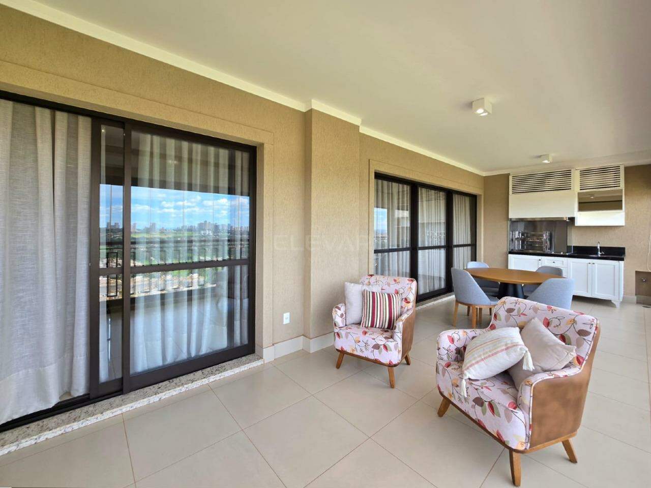 Apartamento à venda no Vila do Golfe: 