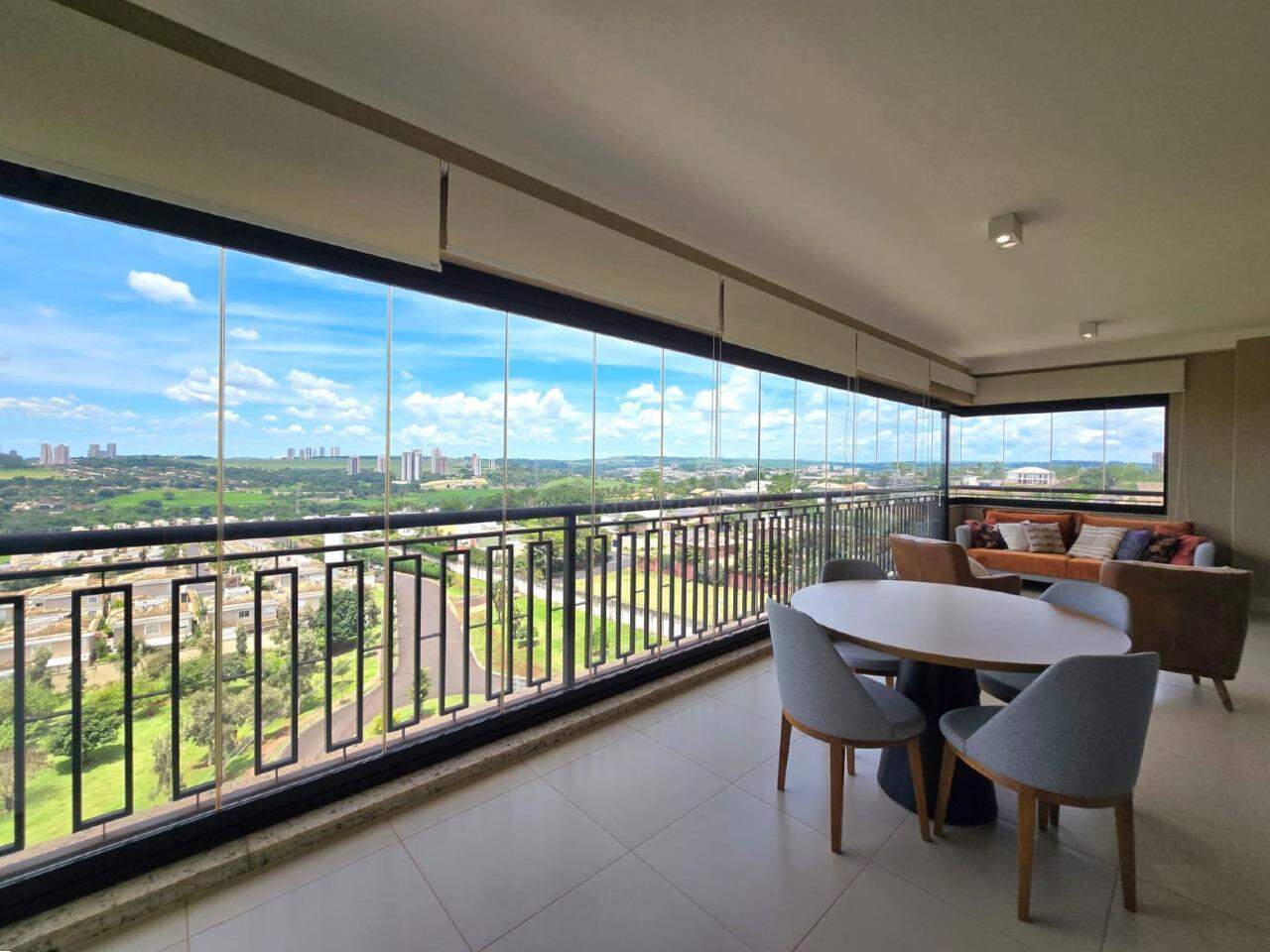 Apartamento à venda no Vila do Golfe: 