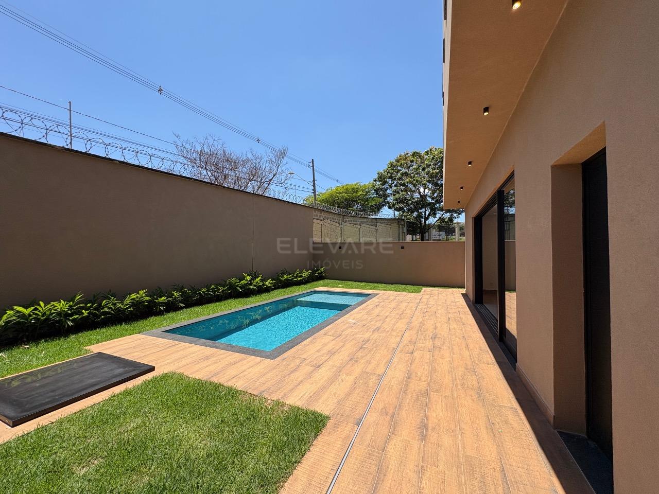 Casa em Condomínio à venda no Vila do Golfe: 