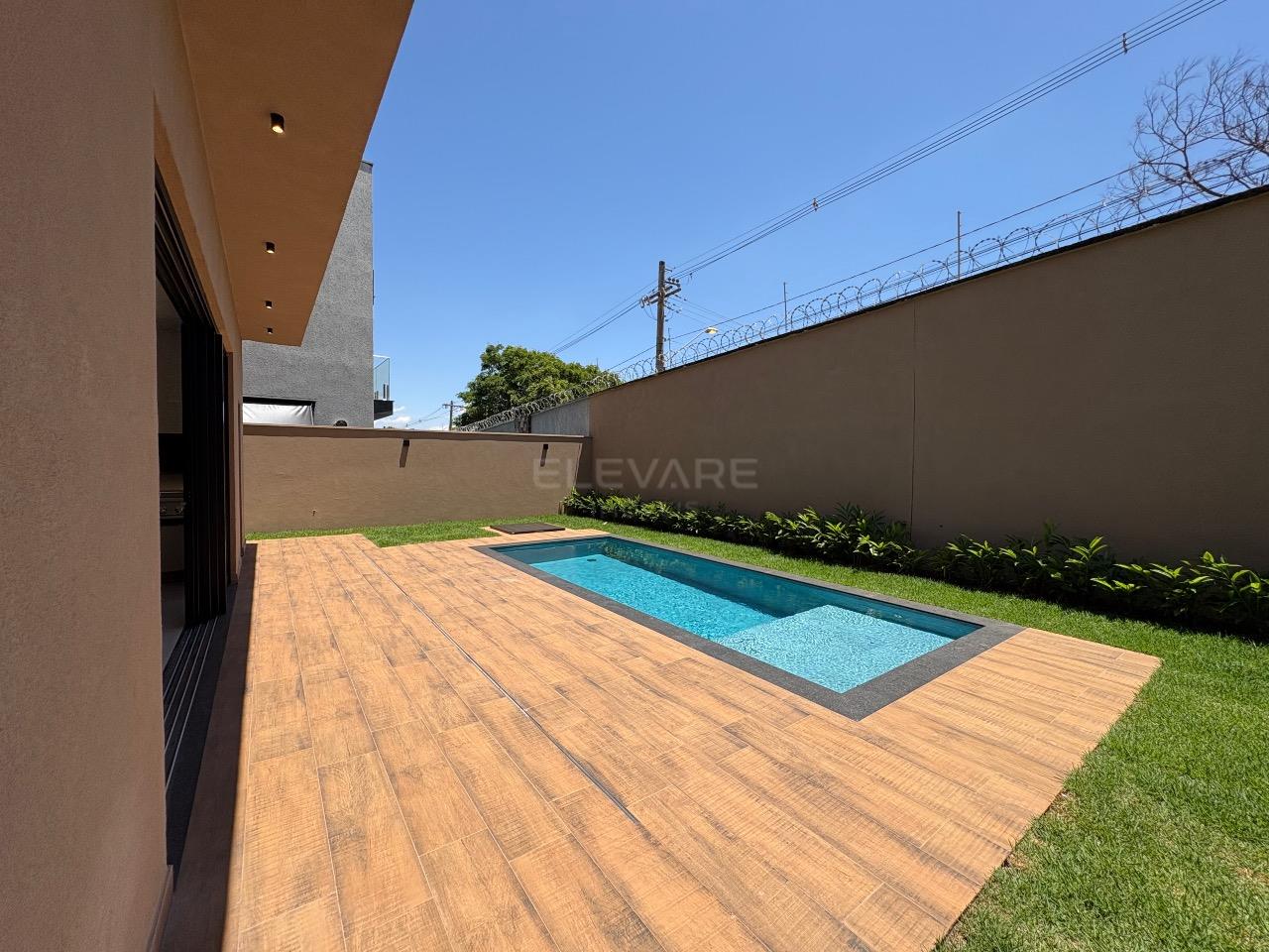 Casa em Condomínio à venda no Vila do Golfe: 