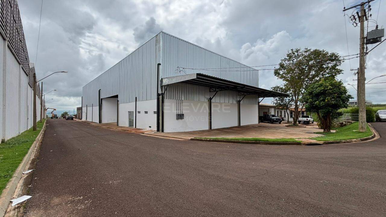 Galpão para aluguel no Distrito Industrial : 