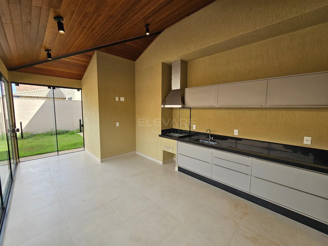 Casa em Condomínio para aluguel no Cravinhos: 