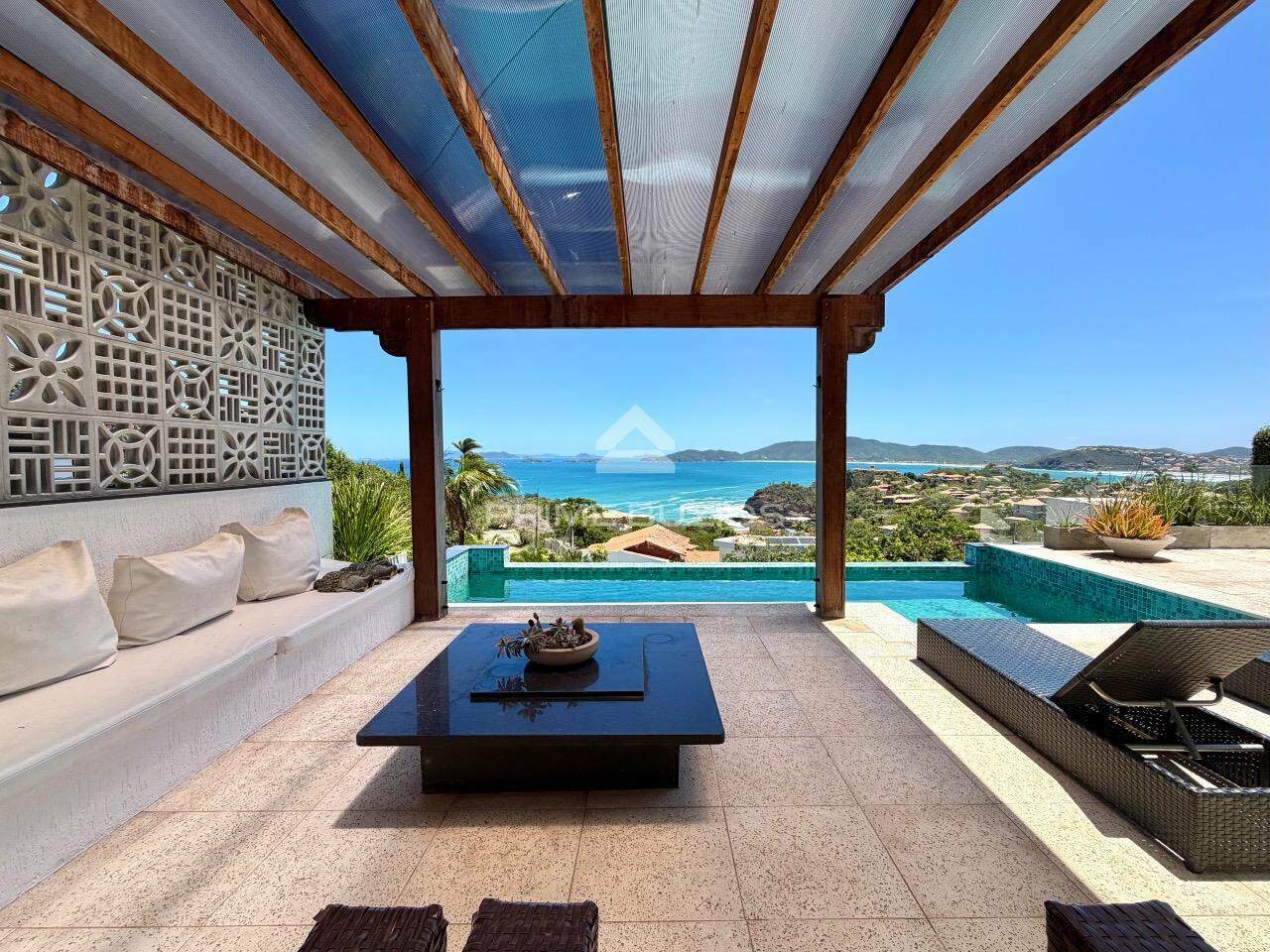 House for sale, 3 bedrooms, 3 suites, 2 parking spaces, Albatroz – Armação dos Búzios/RJ