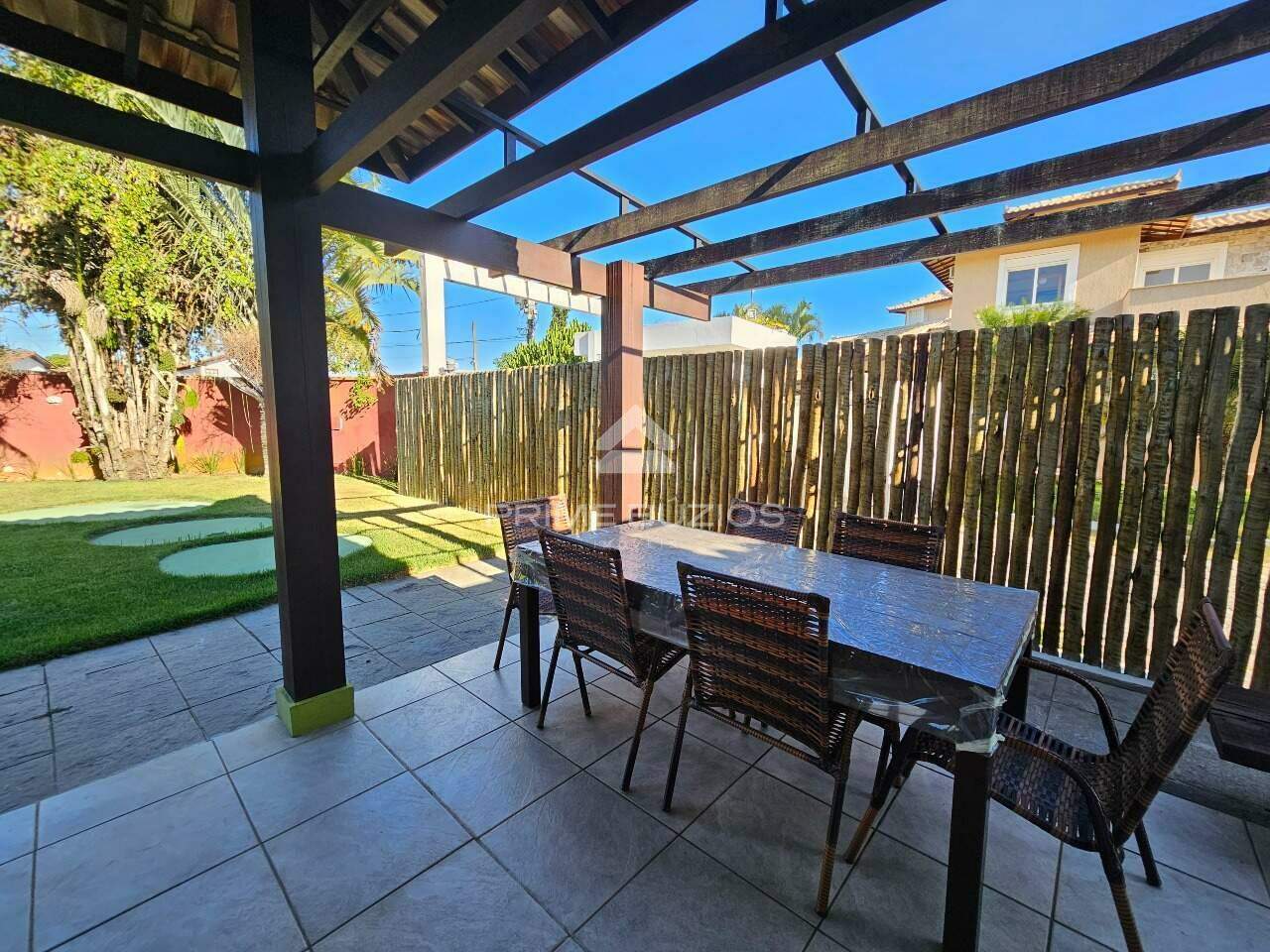 Casa em condomínio, a venda, 3 quartos, 1 suítes, 3 vagas, Manguinhos – Armação dos Búzios/RJ