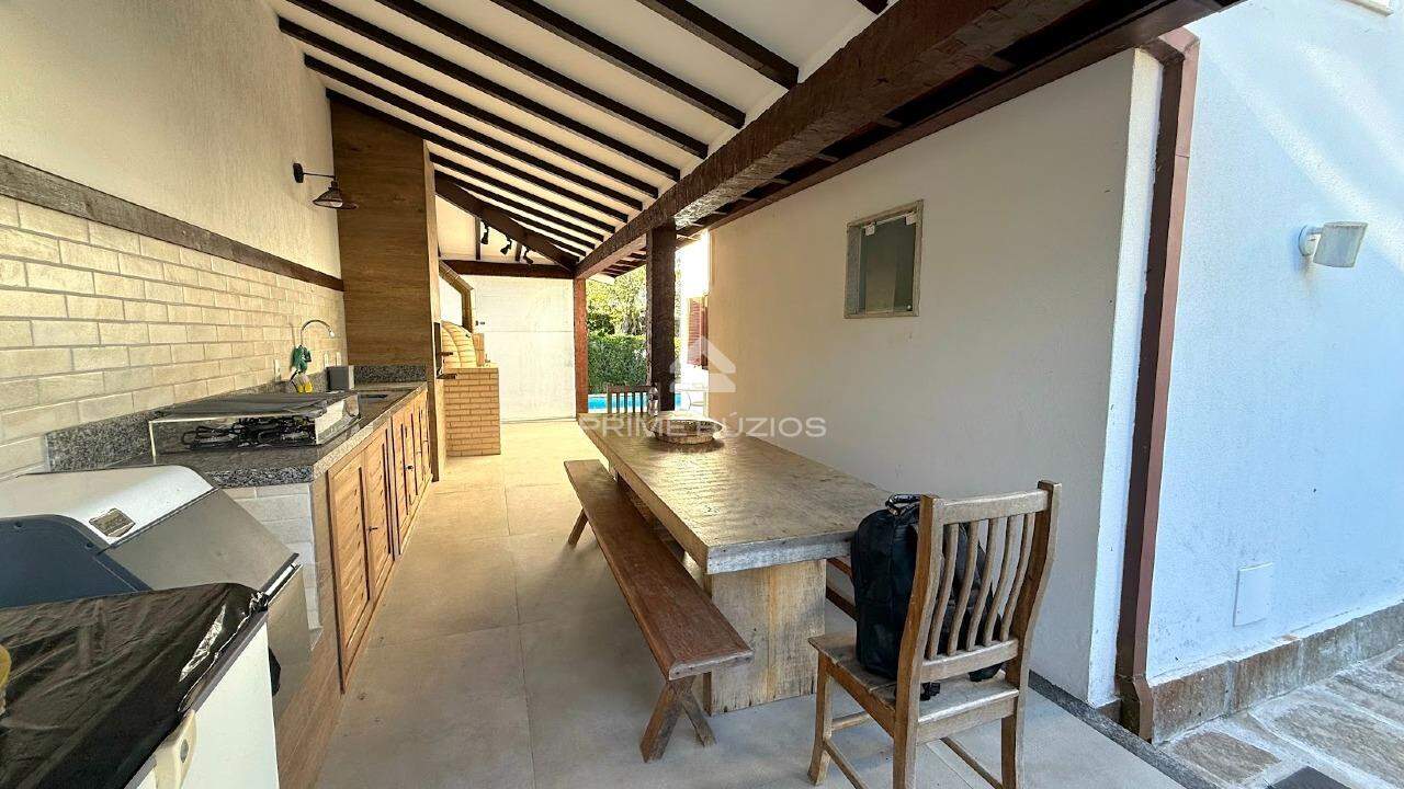 Casa em condomínio, a venda, 5 quartos, 3 suítes, 3 vagas, Manguinhos – Armação dos Búzios/RJ