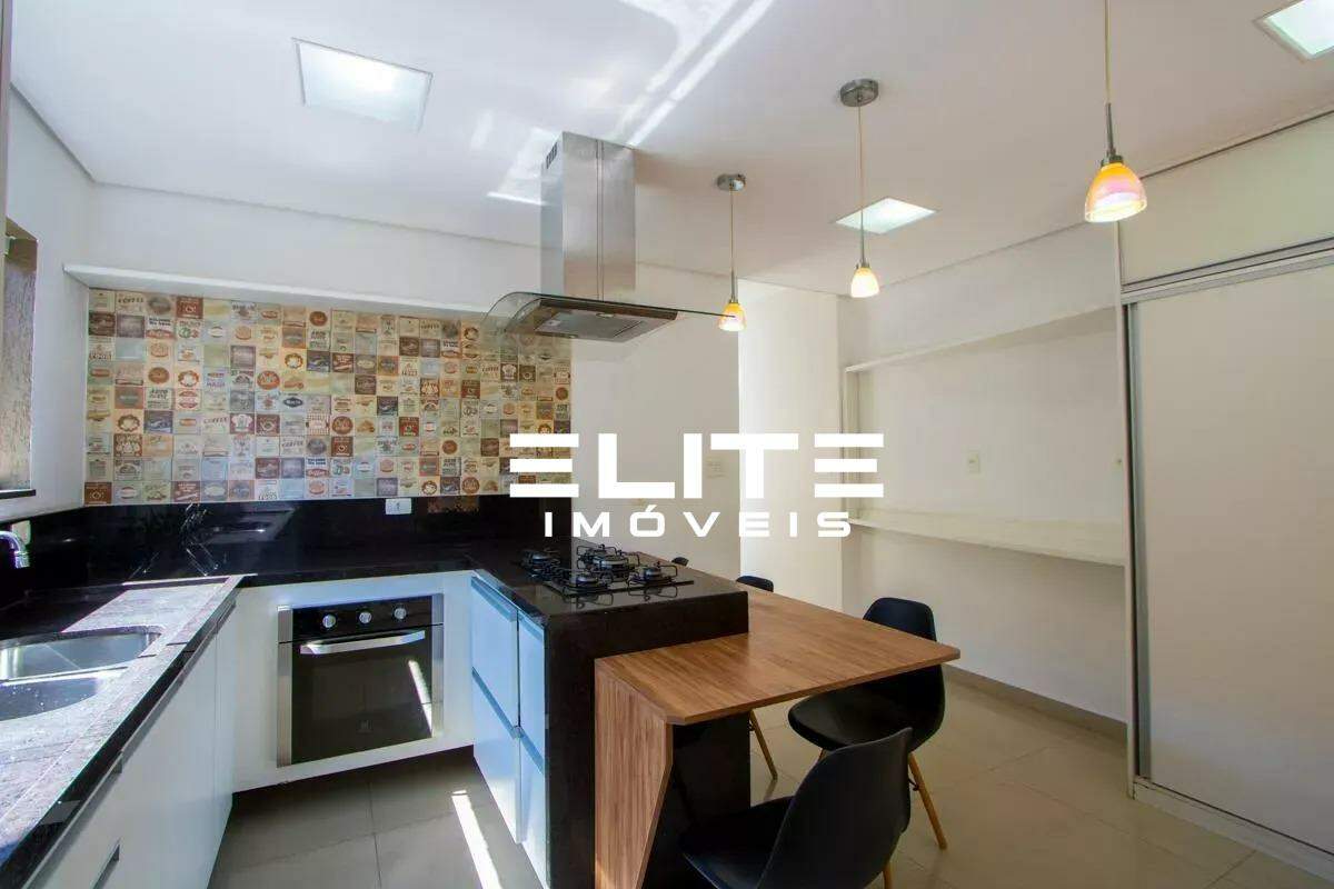 Sobrado à venda no Vila Assunção: 