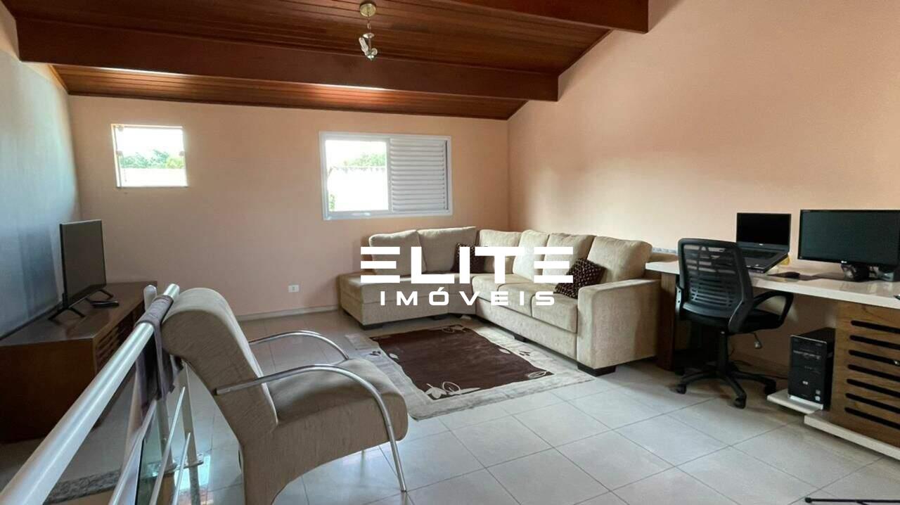 Sobrado à venda no Jardim Paraíso: 