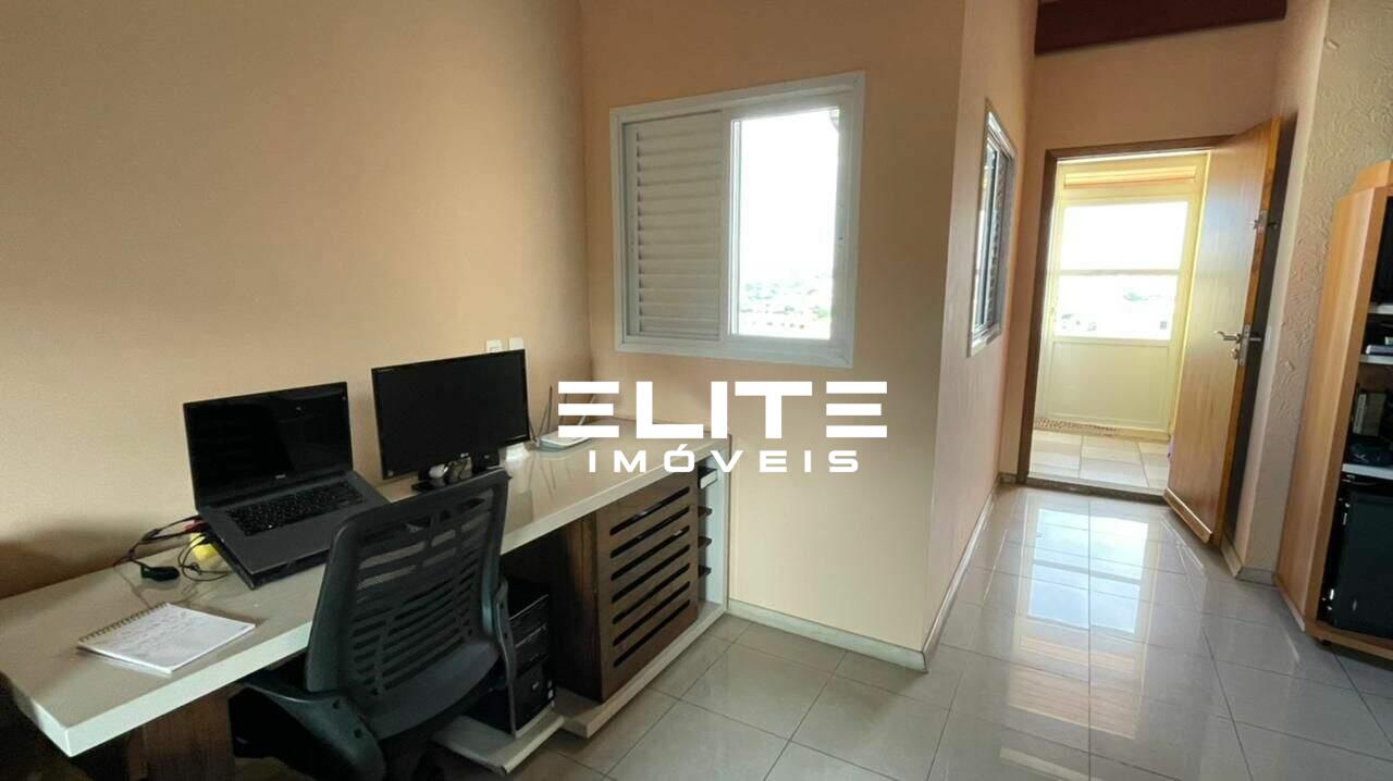 Sobrado à venda no Jardim Paraíso: 