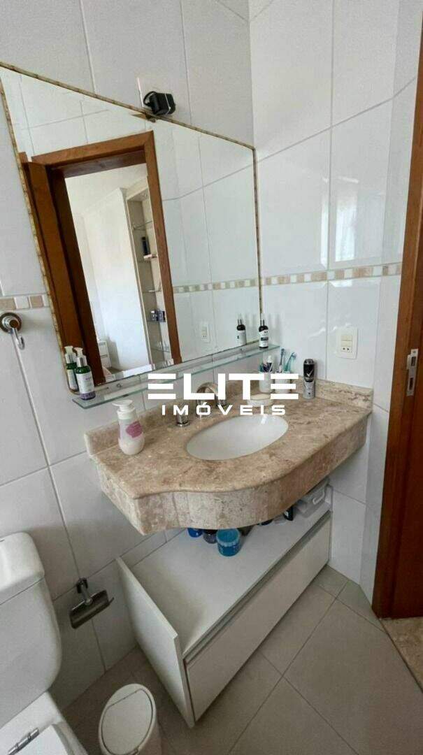 Sobrado à venda no Jardim Paraíso: 