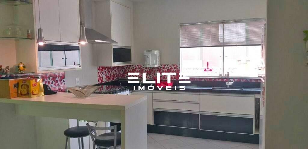 Sobrado à venda no Jardim Paraíso: 