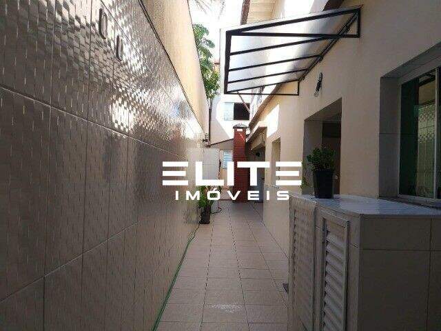 Sobrado à venda no Bairro Jardim: 