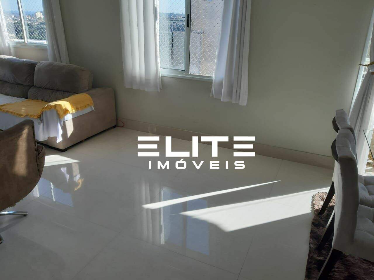 Cobertura à venda no Planalto: 