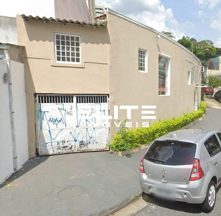 Casa à venda no Centro: 
