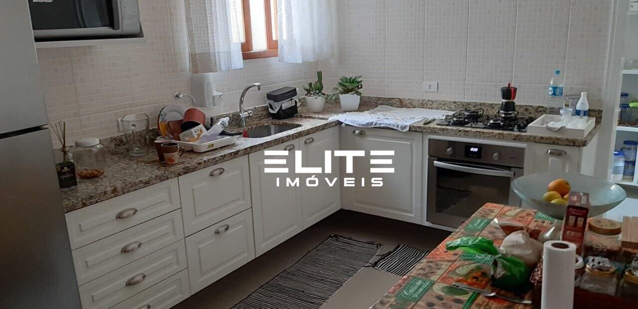 Sobrado à venda no Campestre: 