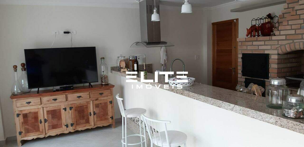 Sobrado à venda no Campestre: 