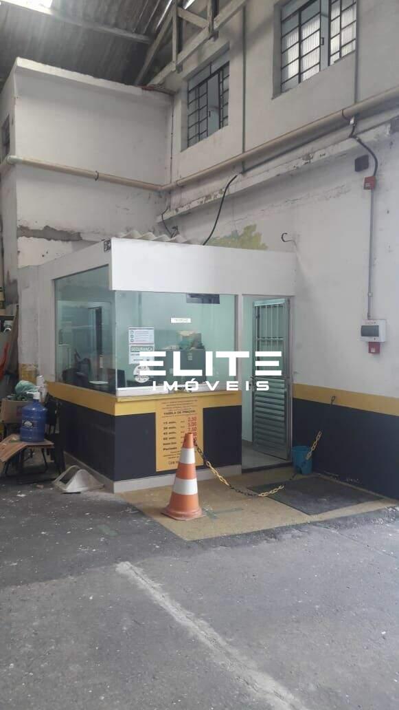 Salão à venda no Centro: 