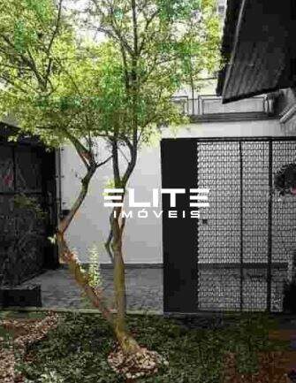 Sobrado à venda no Vila Valparaíso: 