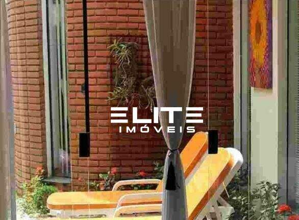 Sobrado à venda no Vila Valparaíso: 