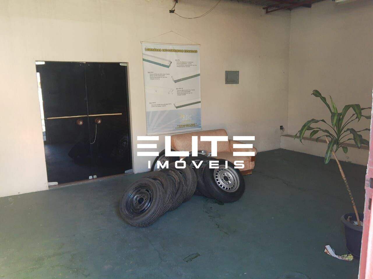 Galpão à venda no Vila Humaitá: 