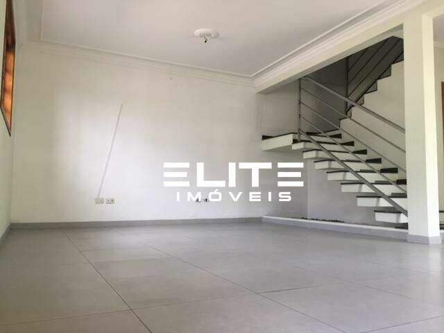 Sobrado à venda no Vila Homero Thon: 