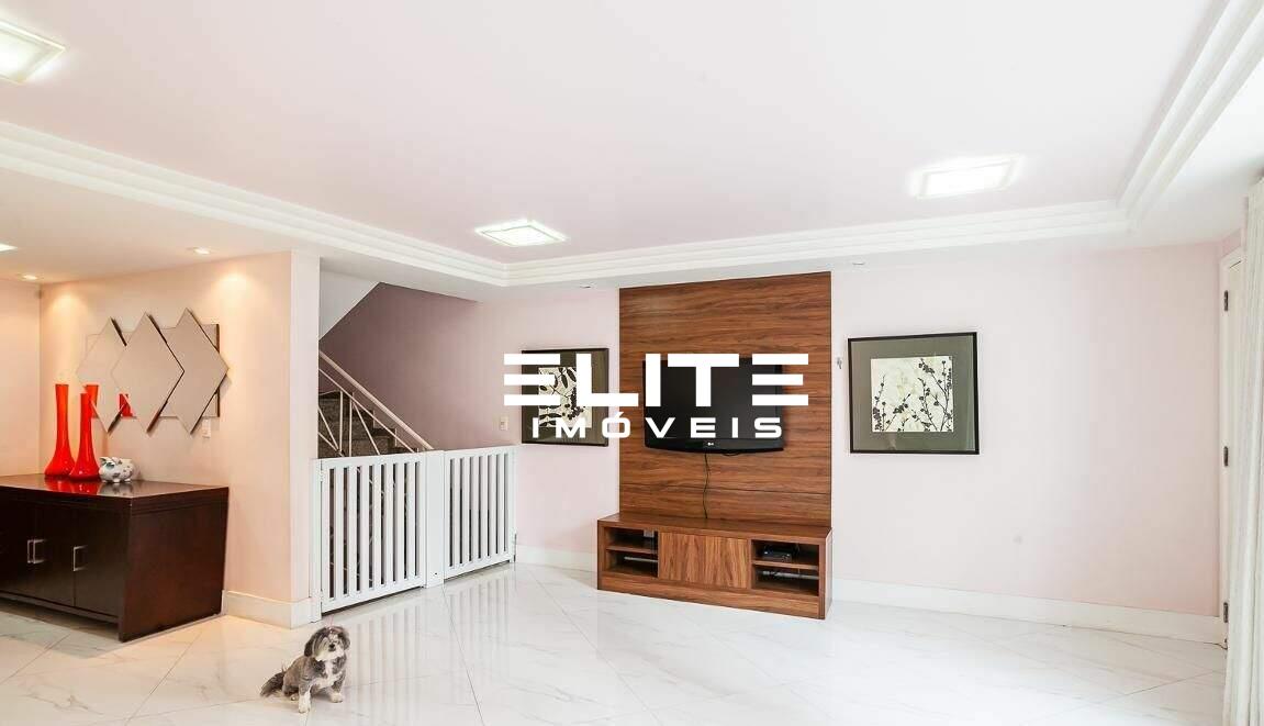 Sobrado à venda no Centro: 