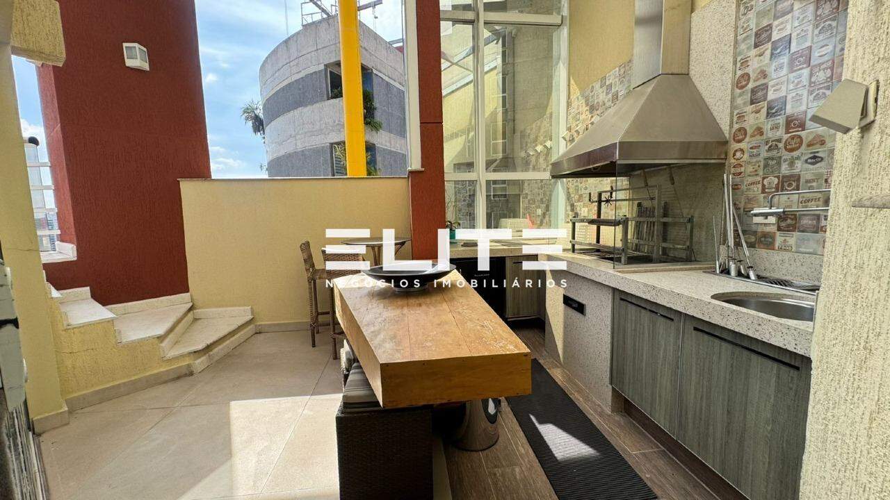 Cobertura à venda no Bairro Jardim: 