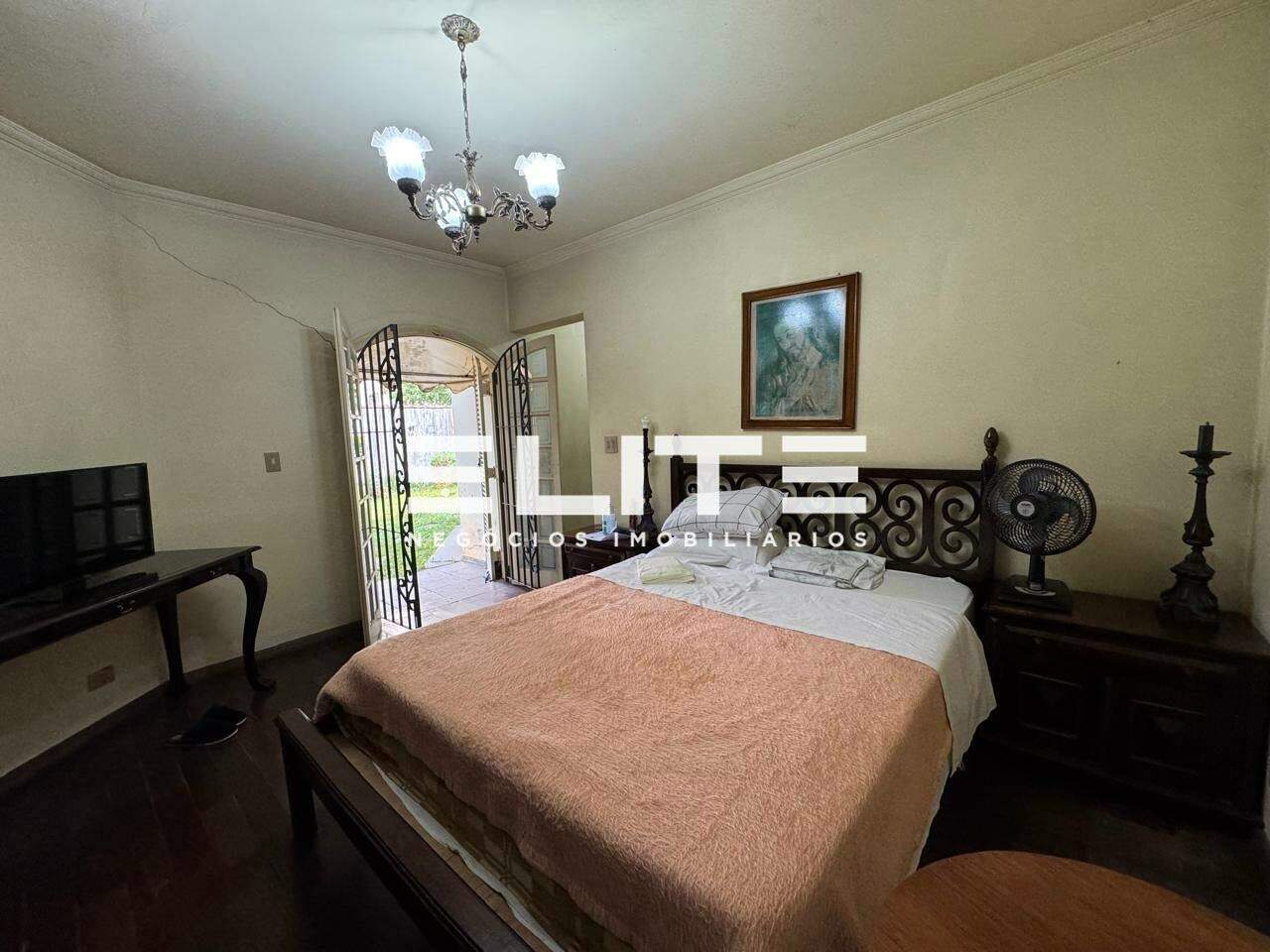 Casa à venda no Bairro Jardim: Quarto 1