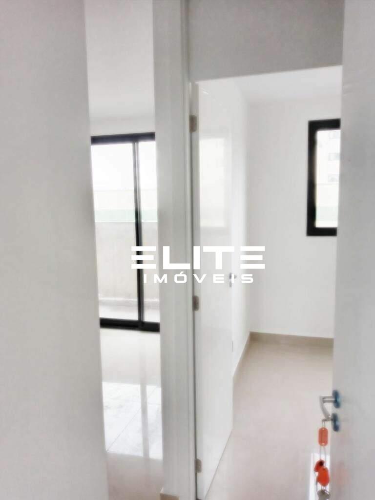 Cobertura à venda no Vila Valparaíso: 