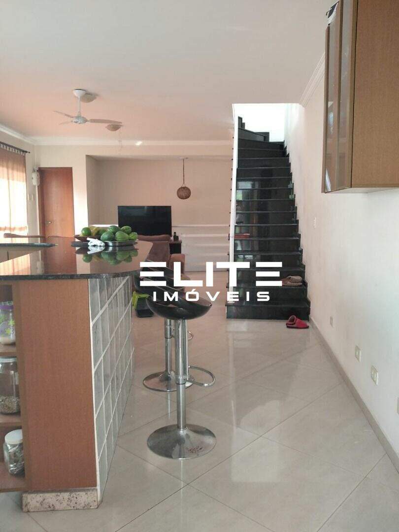 Sobrado à venda no Vila Linda: 