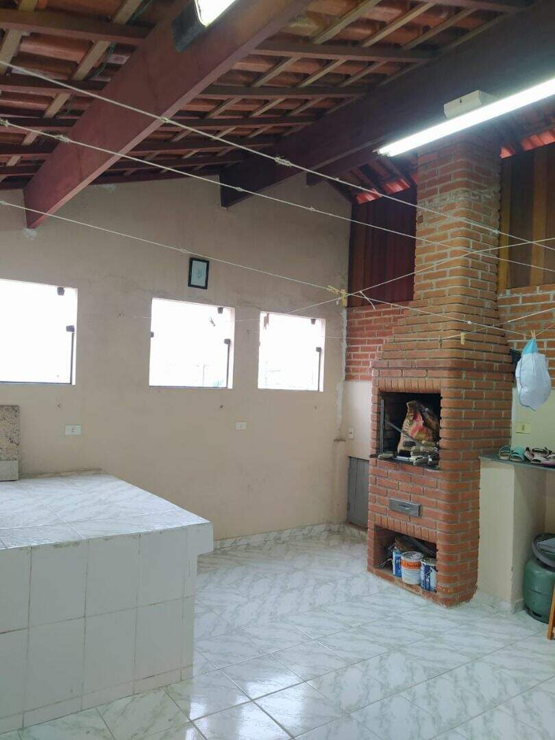 Sobrado à venda no Campestre: 