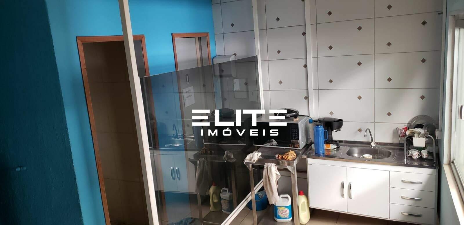 Galpão à venda no Vila Tibiriçá: 