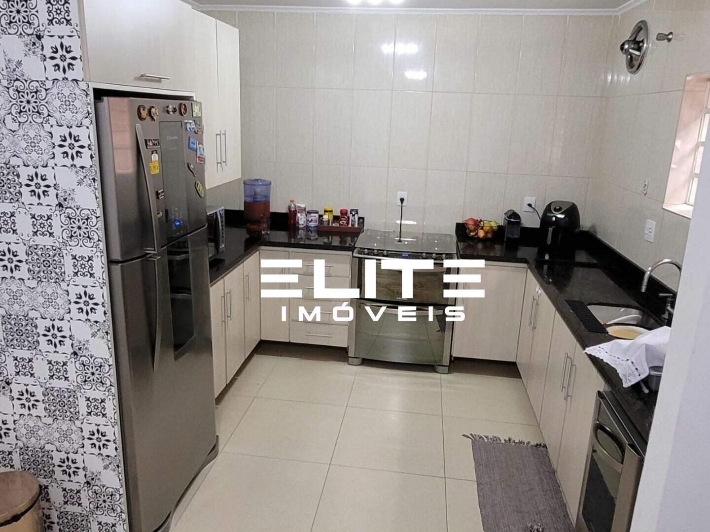 Sobrado à venda no Parque Bandeirante: 