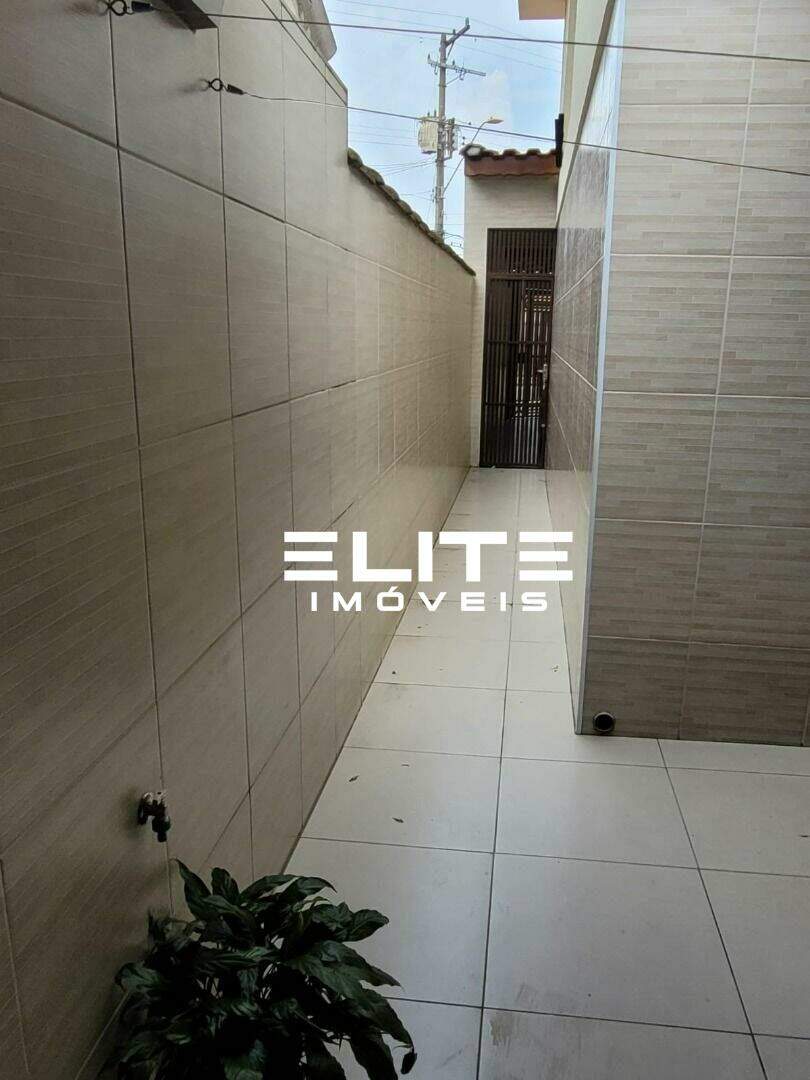 Sobrado à venda no Parque Bandeirante: 