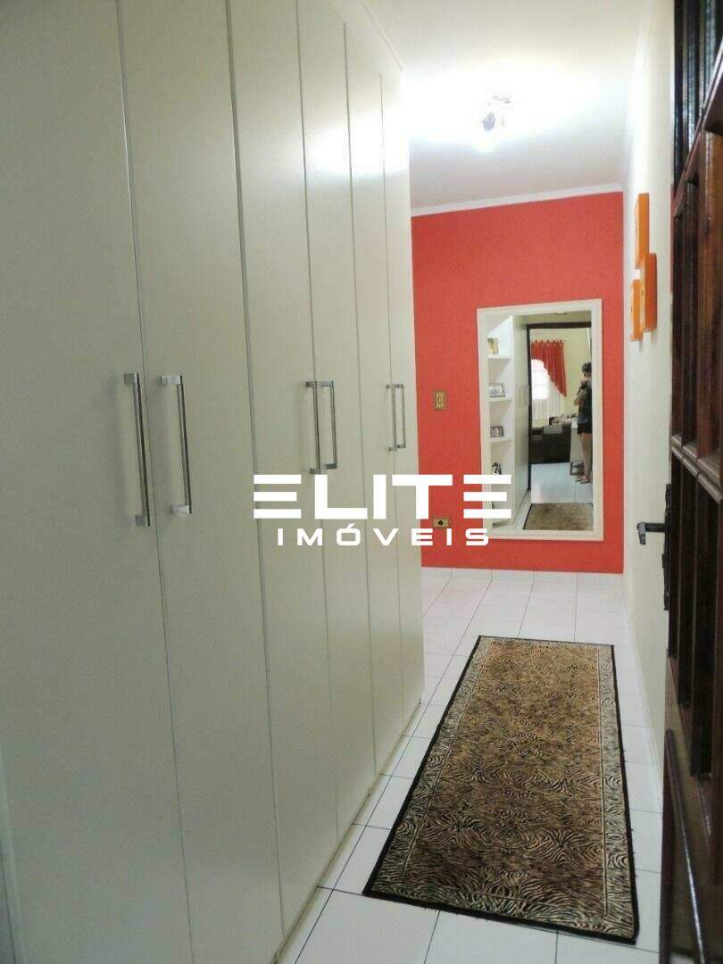 Casa à venda no Vila Cecília Maria: 