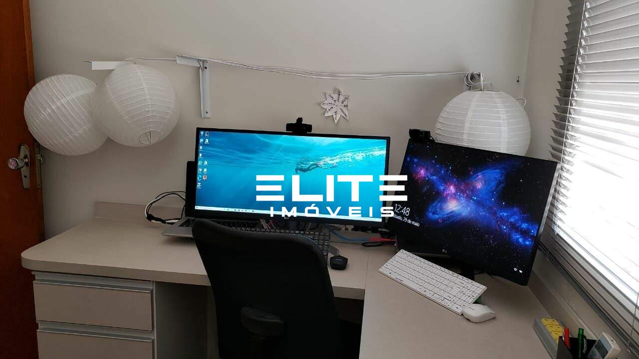 Sobrado à venda no Santa Maria: 