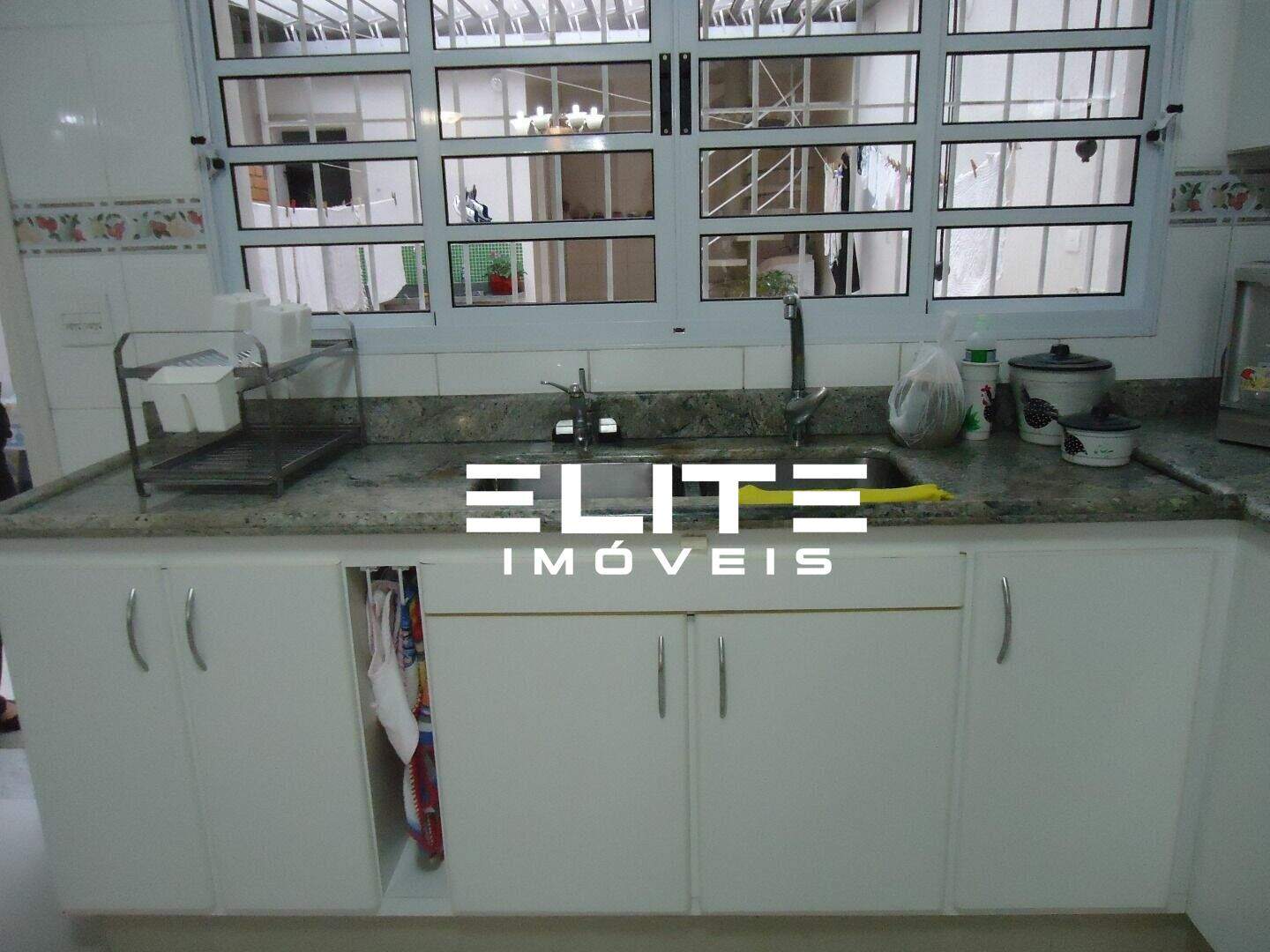 Sobrado à venda no Jardim Paraíso: 